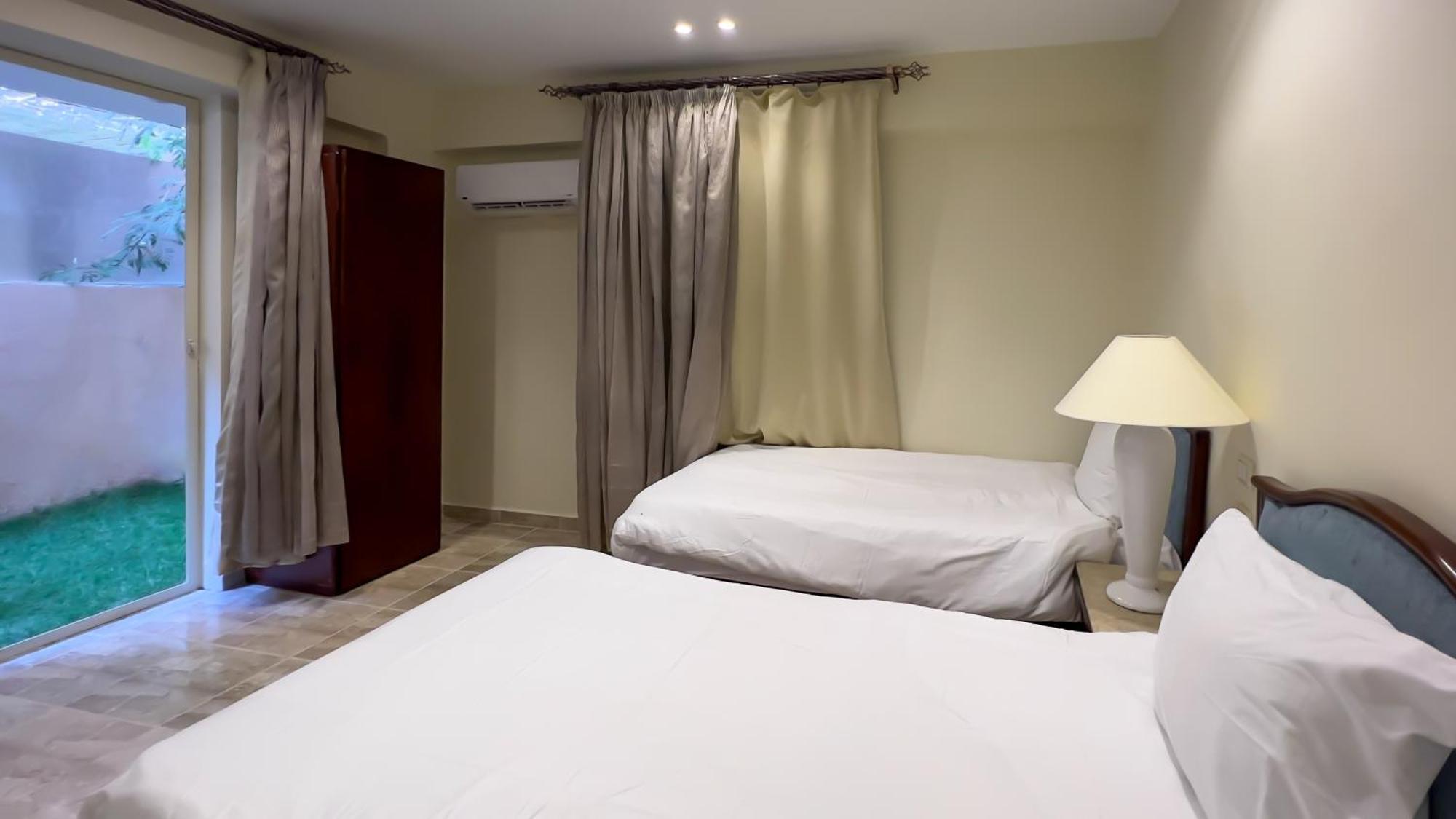 Giza Pyramids Inn Kafret el-Gabal Szoba fotó